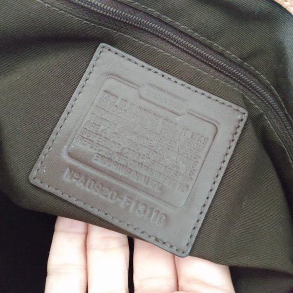 Coach Soho Carry-All Tote - Picture 3 of 15